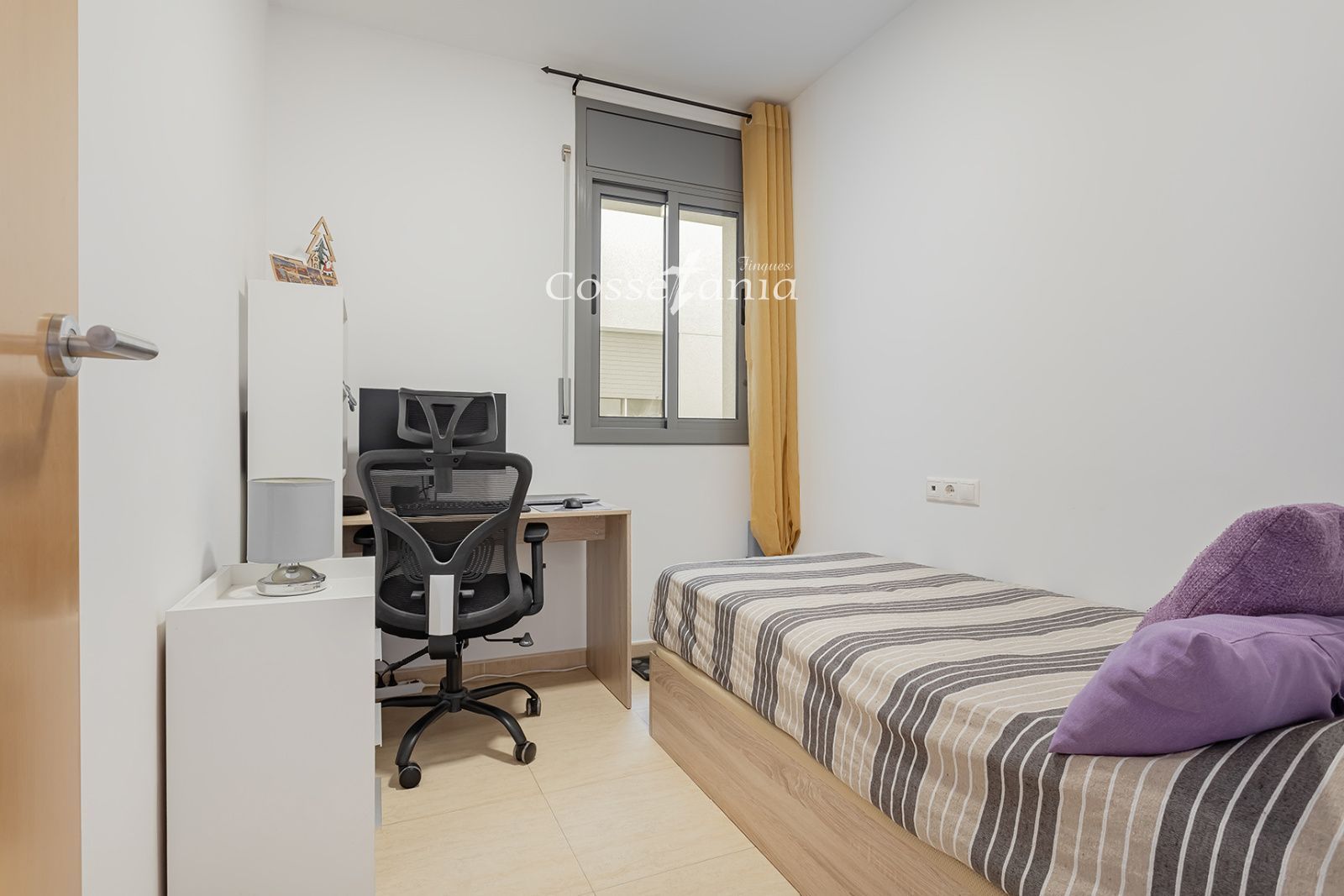 Piso con solárium privado, garaje y vistas al mar en Calafell Pueblo - Foto 10