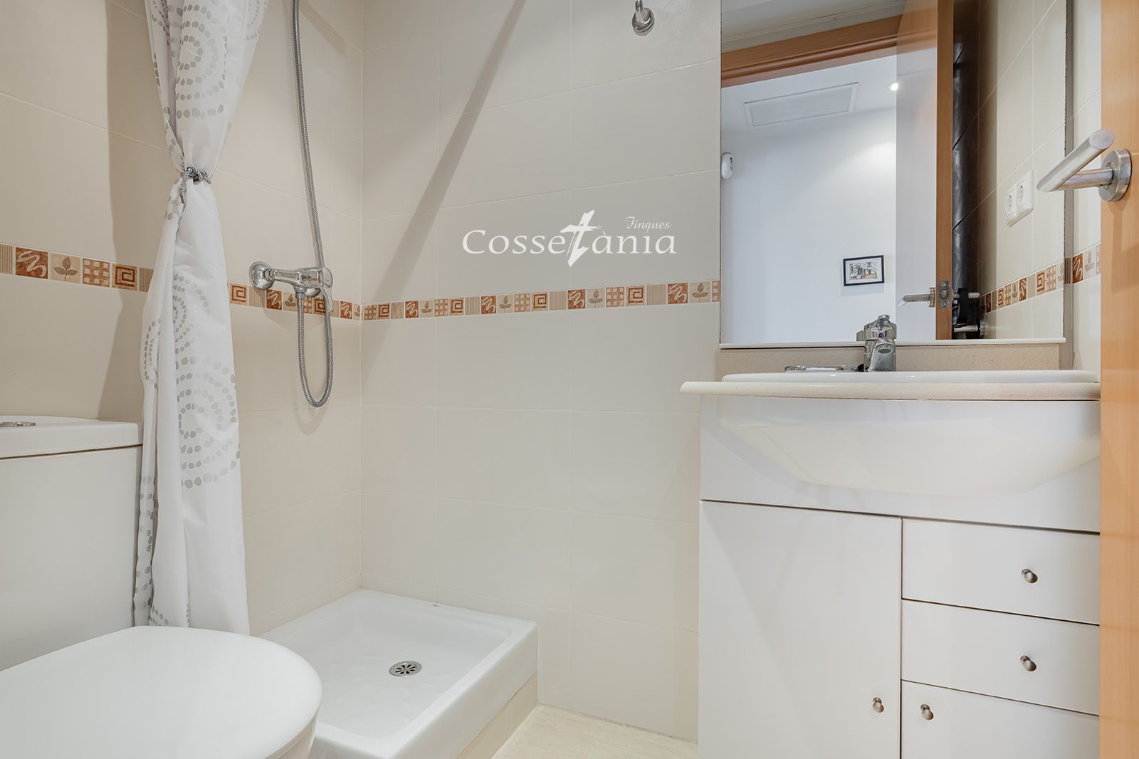 Piso con solárium privado, garaje y vistas al mar en Calafell Pueblo - Foto 11