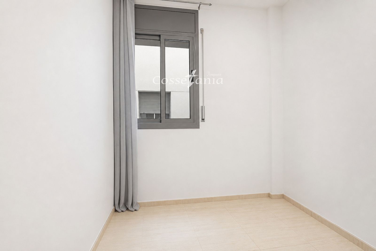Piso con solárium privado, garaje y vistas al mar en Calafell Pueblo - Foto 12
