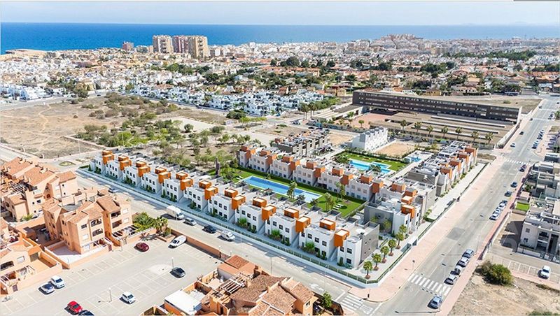 Ático en venta Torrevieja, Alicante. Ref: 1081. COSTABLANCA TOP 