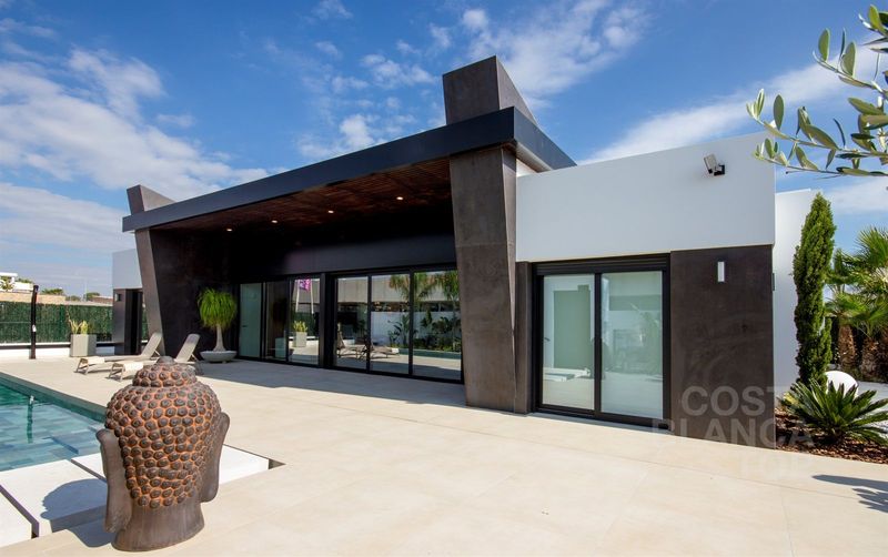 Chalet Independiente en venta Rojales, Alicante. Ref: 1878. COSTABLANCA TOP 