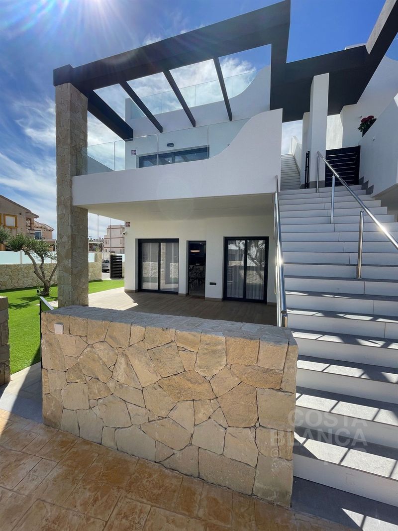 Adosado en venta Orihuela, Alicante. Ref: 1910. COSTABLANCA TOP 