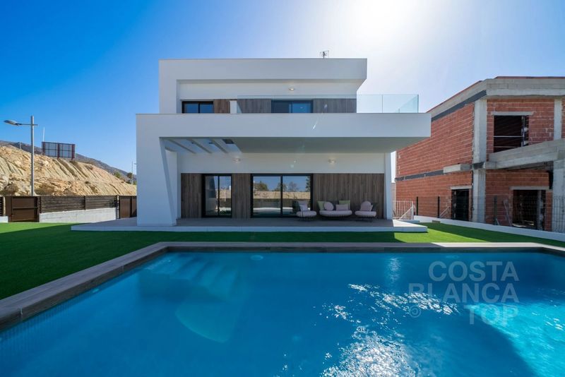 Casa en venta Finestrat, Alicante. Ref: 2457. COSTABLANCA TOP 