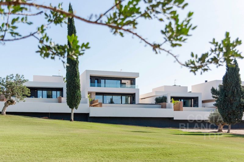 Chalet Independiente en venta Algorfa, Alicante. Ref: 3063. COSTABLANCA TOP 