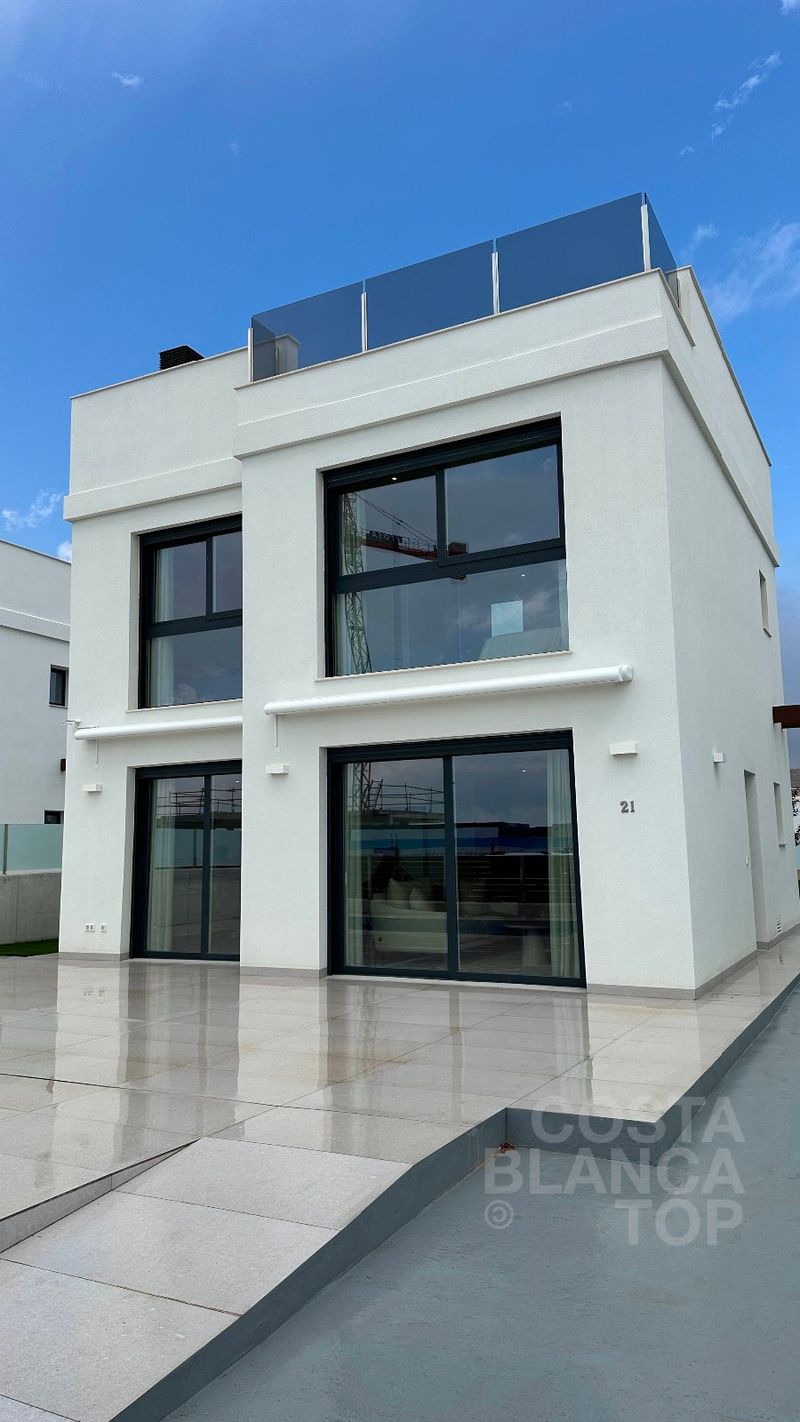 Chalet Independiente en venta Mutxamel, Alicante. Ref: 3231. COSTABLANCA TOP 