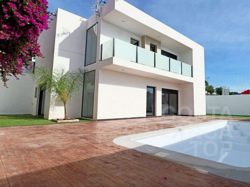 Chalet Independiente en venta Fortuna, Murcia. Ref: 4232. COSTABLANCA TOP 