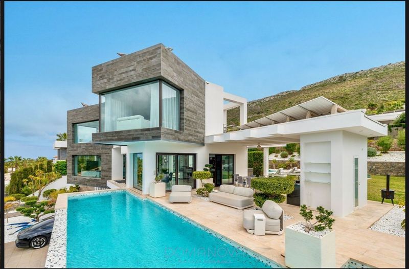 Chalet Independiente en venta Jávea/Xàbia, Alicante. Ref: 1734. ANASTASIIA DOMANOVA