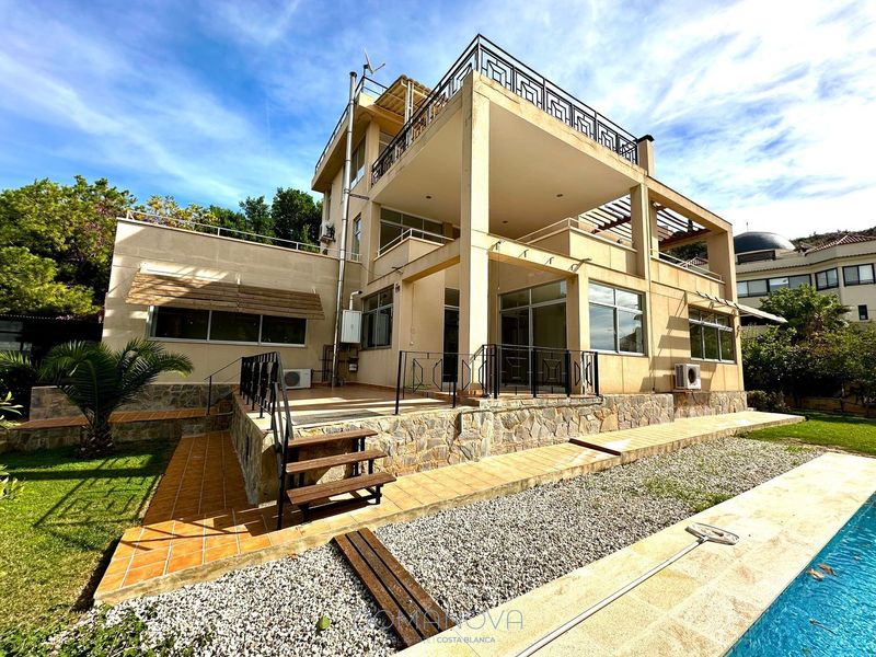 Chalet Independiente en venta El Campello, Alicante. Ref: 1738. ANASTASIIA DOMANOVA