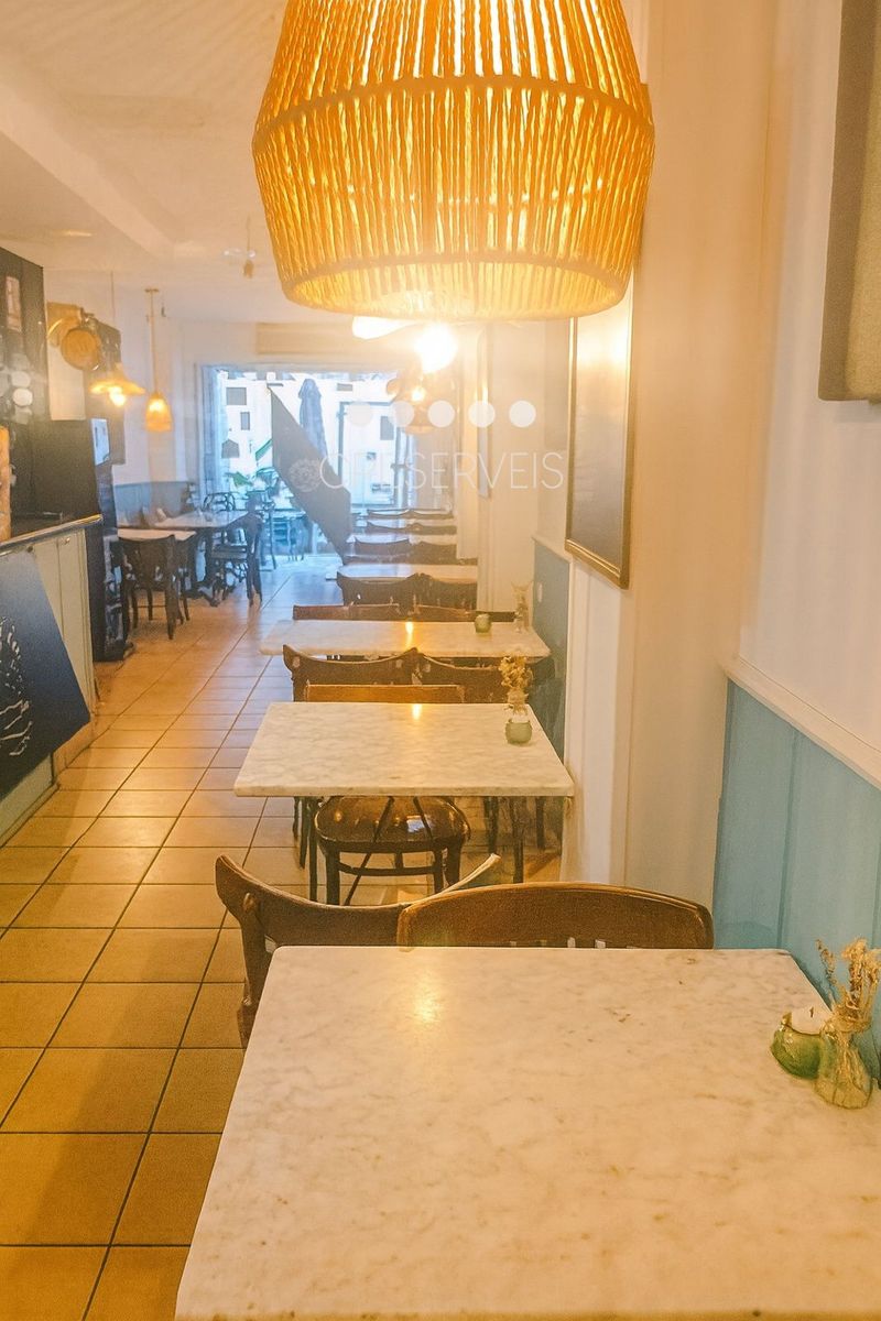 Local Comercial en traspaso Badalona, Barcelona. Ref: 1085. CPL SERVEIS