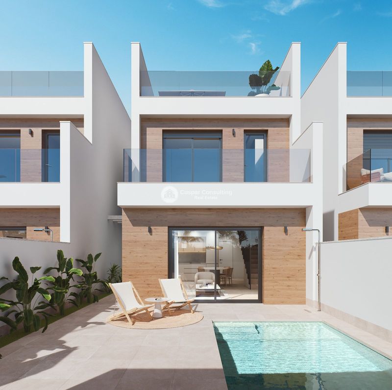Townhouse for sale San Pedro Del Pinatar, Murcia. Ref: 1015. Cuspar Consulting Real Estate