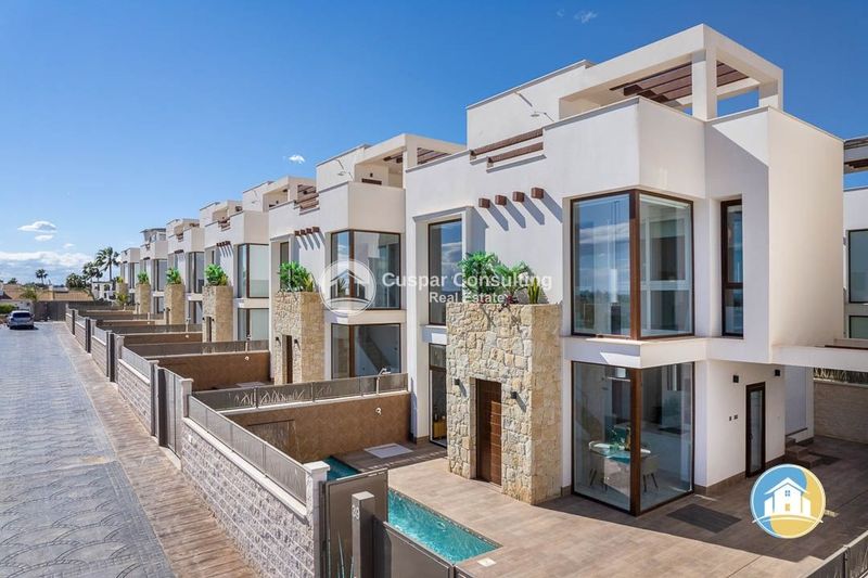 Detached Villa for sale Los Montesinos, Alicante. Ref: 1052. Cuspar Consulting Real Estate