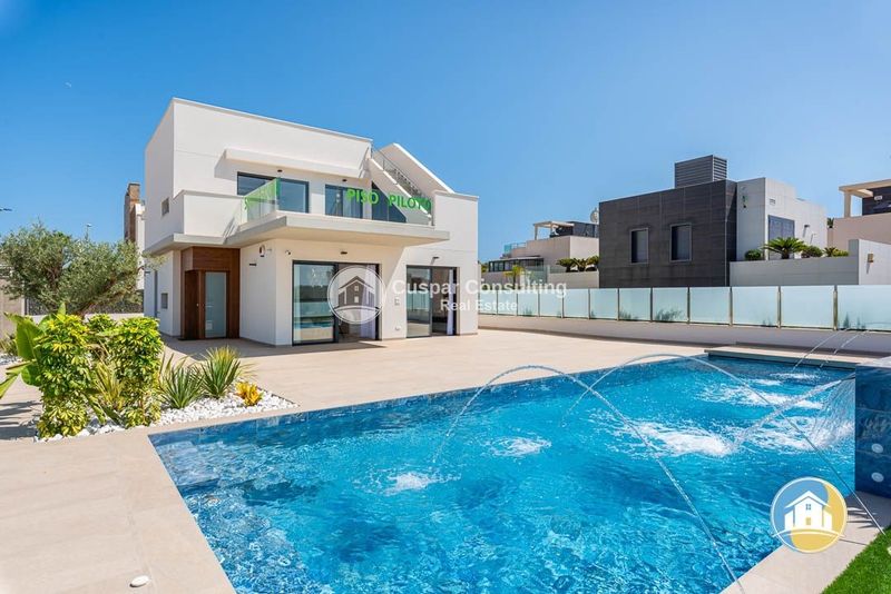 Detached Villa for sale Dehesa De Campoamor, Alicante. Ref: 1064. Cuspar Consulting Real Estate