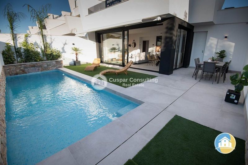 Villa te koop San Javier, Murcia. Ref: 1101. Cuspar Consulting Real Estate