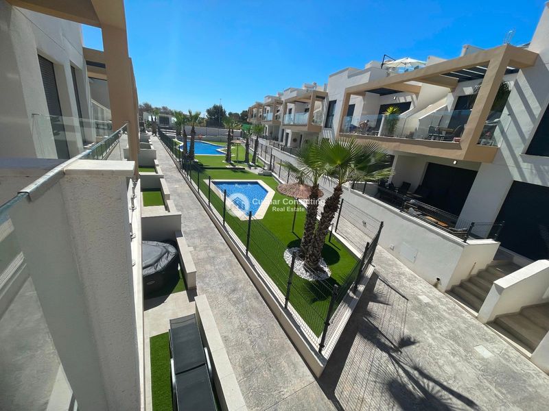 Apartament for sale Villamartin, Alicante. Ref: 1140. Cuspar Consulting Real Estate