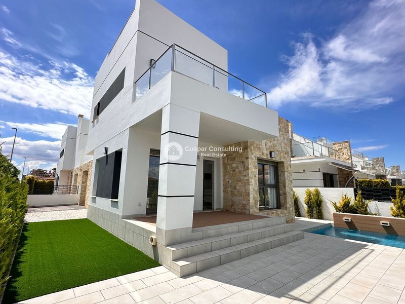 Detached Villa for sale Los Alcazares, Murcia. Ref: 1229. Cuspar Consulting Real Estate