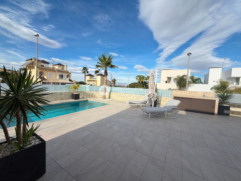 Detached Villa for sale Rojales, Alicante. Ref: 1290. Cuspar Consulting Real Estate