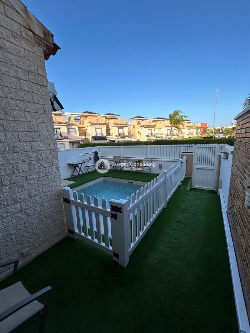 House for sale Torre De La Horadada, Alicante. Ref: 1724. Cuspar Consulting Real Estate