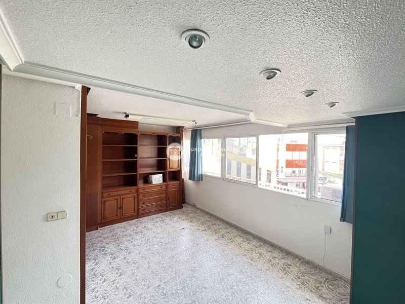 Comercial Premise for sale Los Alcazares, Murcia. Ref: 1734. Cuspar Consulting Real Estate