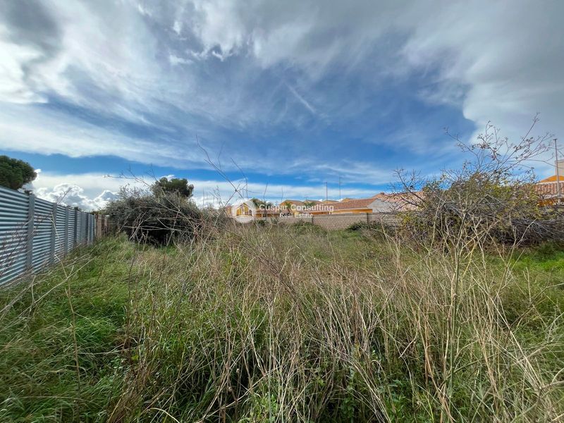 Lursaila salgaian Los Alcazares, Murcia. Ref: 1857. Cuspar Consulting Real Estate