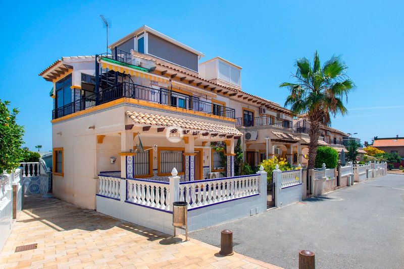 Duplex for sale La Zenia, Alicante. Ref: 1875. Cuspar Consulting Real Estate