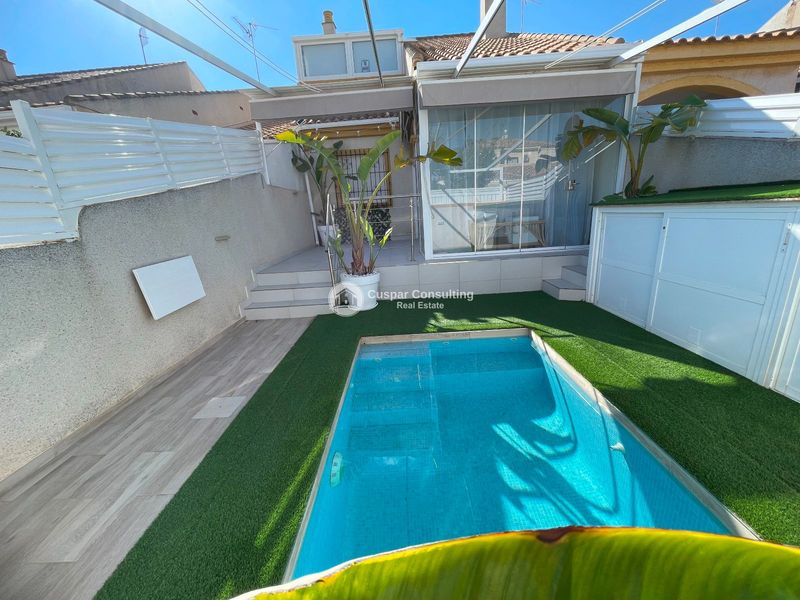 Townhouse for sale Torre De La Horadada, Alicante. Ref: 1890. Cuspar Consulting Real Estate