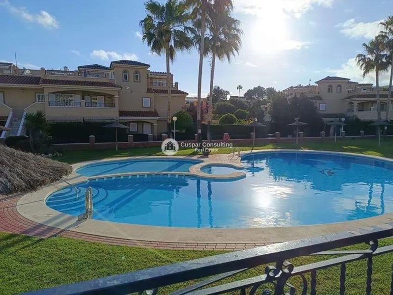 Apartament na poddaszu na sprzedaż Mil Palmeras, Alicante. Ref: 1947. Cuspar Consulting Real Estate