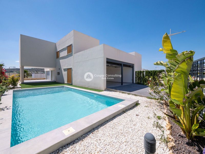 Chalet Independiente en venta Algorfa, Alicante. Ref: 2320. Cuspar Consulting Real Estate