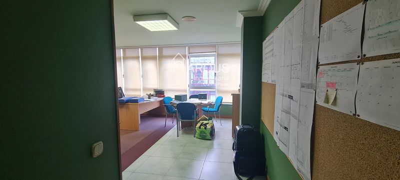 Oficina en venta Santiago De Compostela, A Coruña. Ref: 1042. Arqus Inmobiliaria