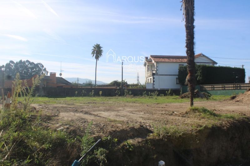 Chalet Independiente en venta A Cañiza, Pontevedra. Ref: 1070. Arqus Inmobiliaria