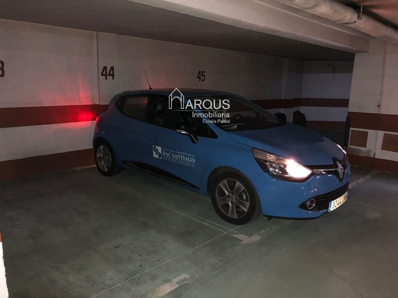 Garaje en venta Santiago De Compostela, A Coruña. Ref: 1151. Arqus Inmobiliaria