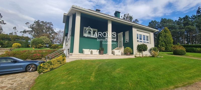 Chalet Independiente en venta Santiago De Compostela, A Coruña. Ref: 1159. Arqus Inmobiliaria