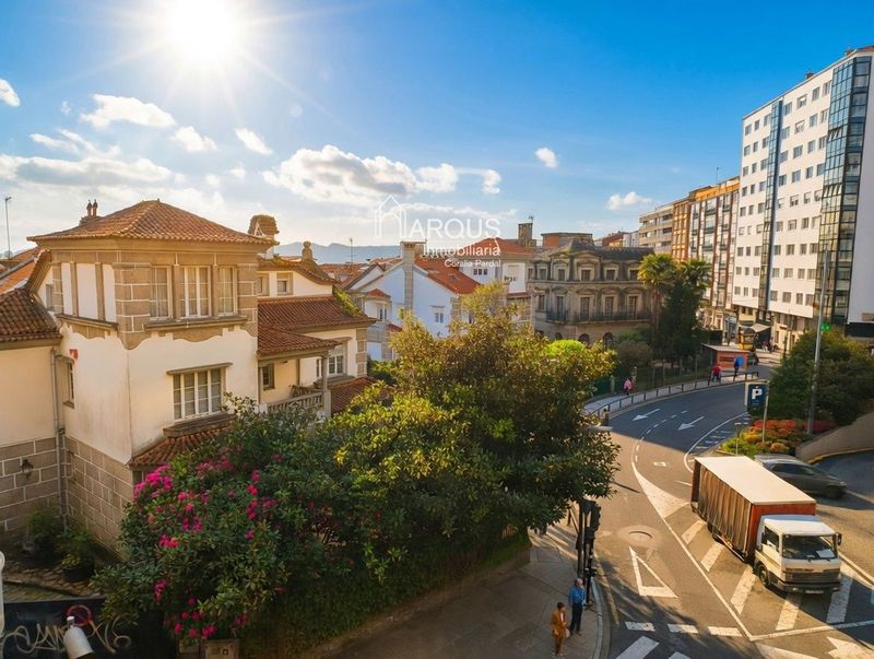 Piso en alquiler Santiago De Compostela, A Coruña. Ref: 7063. Arqus Inmobiliaria