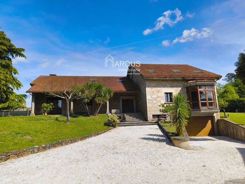 Casa en venta Brion, A Coruña. Ref: 7082. Arqus Inmobiliaria