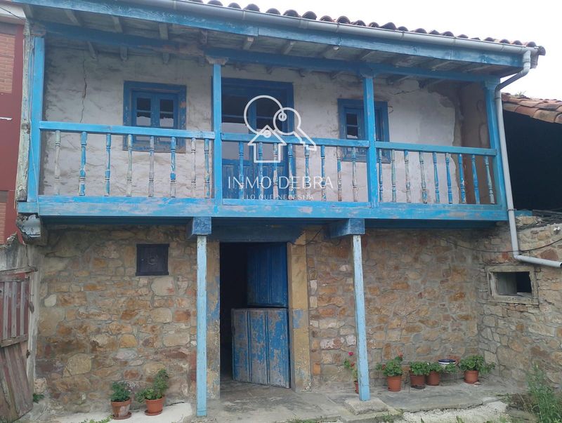 Casa en venta Avilés, Asturias. Ref: 1057. Inmo Debra 