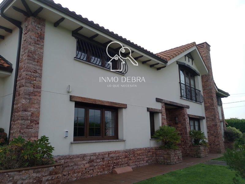 Chalet Independiente en venta Muros del Nalón, Asturias. Ref: 1062. Inmo Debra 