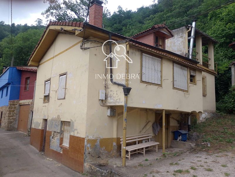 Casa en venta Mieres, Asturias. Ref: 1104. Inmo Debra 