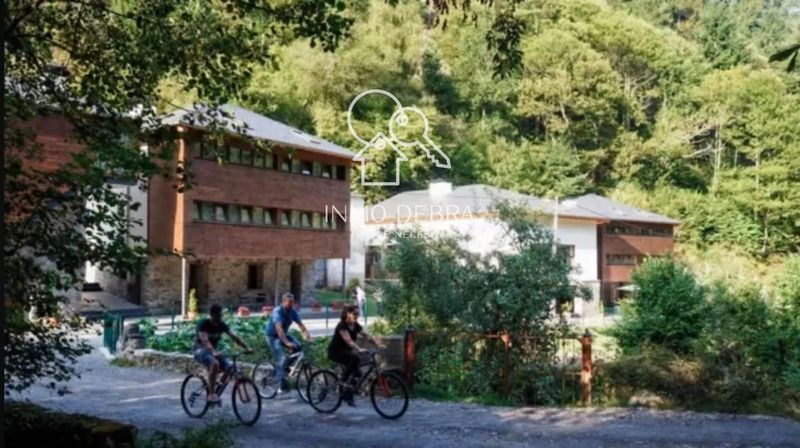 Edificio Singular en venta Oviedo, Asturias. Ref: 1137. Inmo Debra 