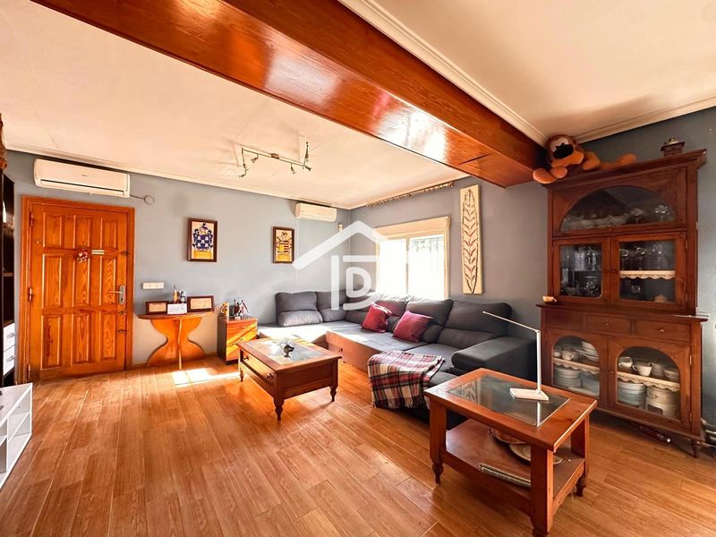 Chalet Independiente en venta La Pobla de Vallbona, Valencia. Ref: 1186. INMODESJU