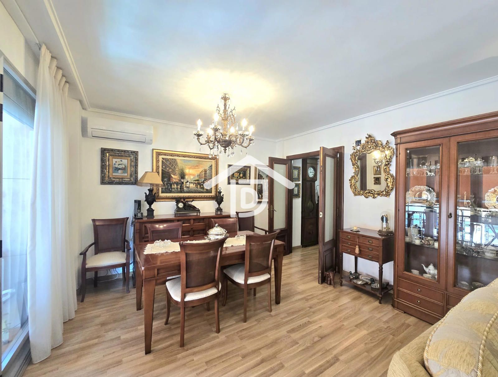 Amplitud, luz y elegancia en una vivienda exterior — foto 31