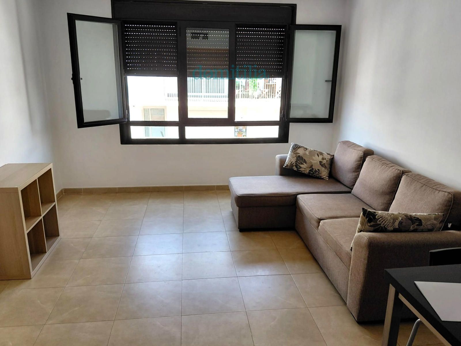 Piso en alquiler Sabadell, Barcelona. Ref: 1190. DOMITILIA