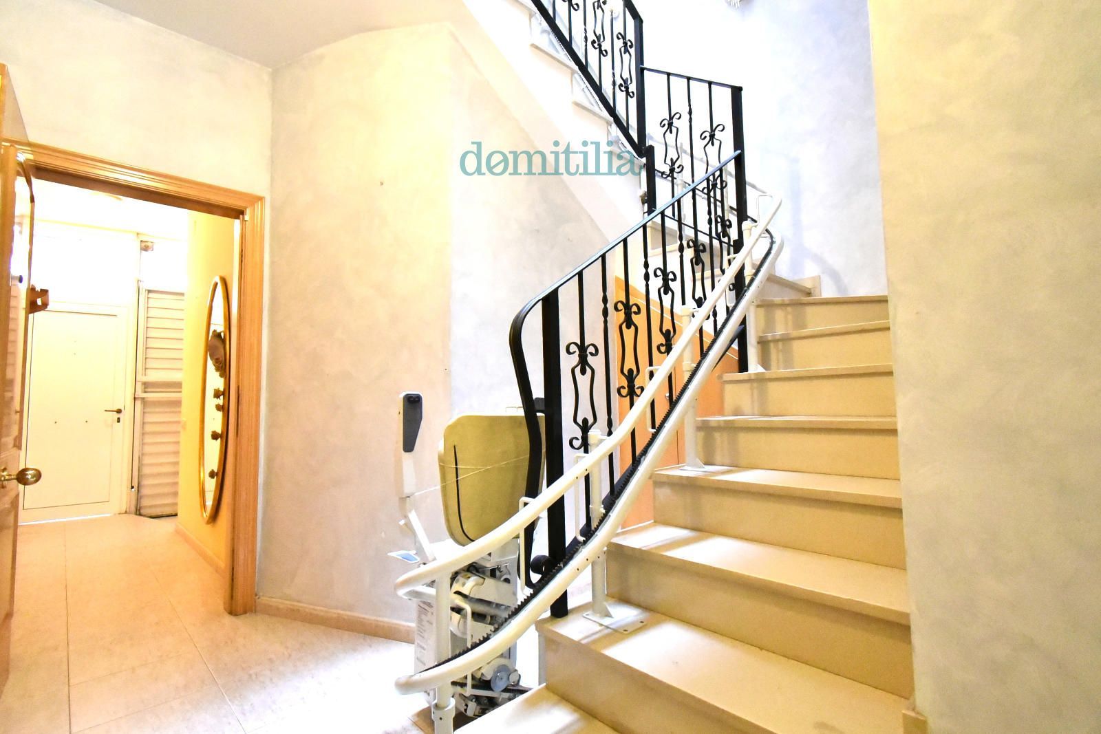 Casa adossada en venda al centre de Sabadell - Foto 4