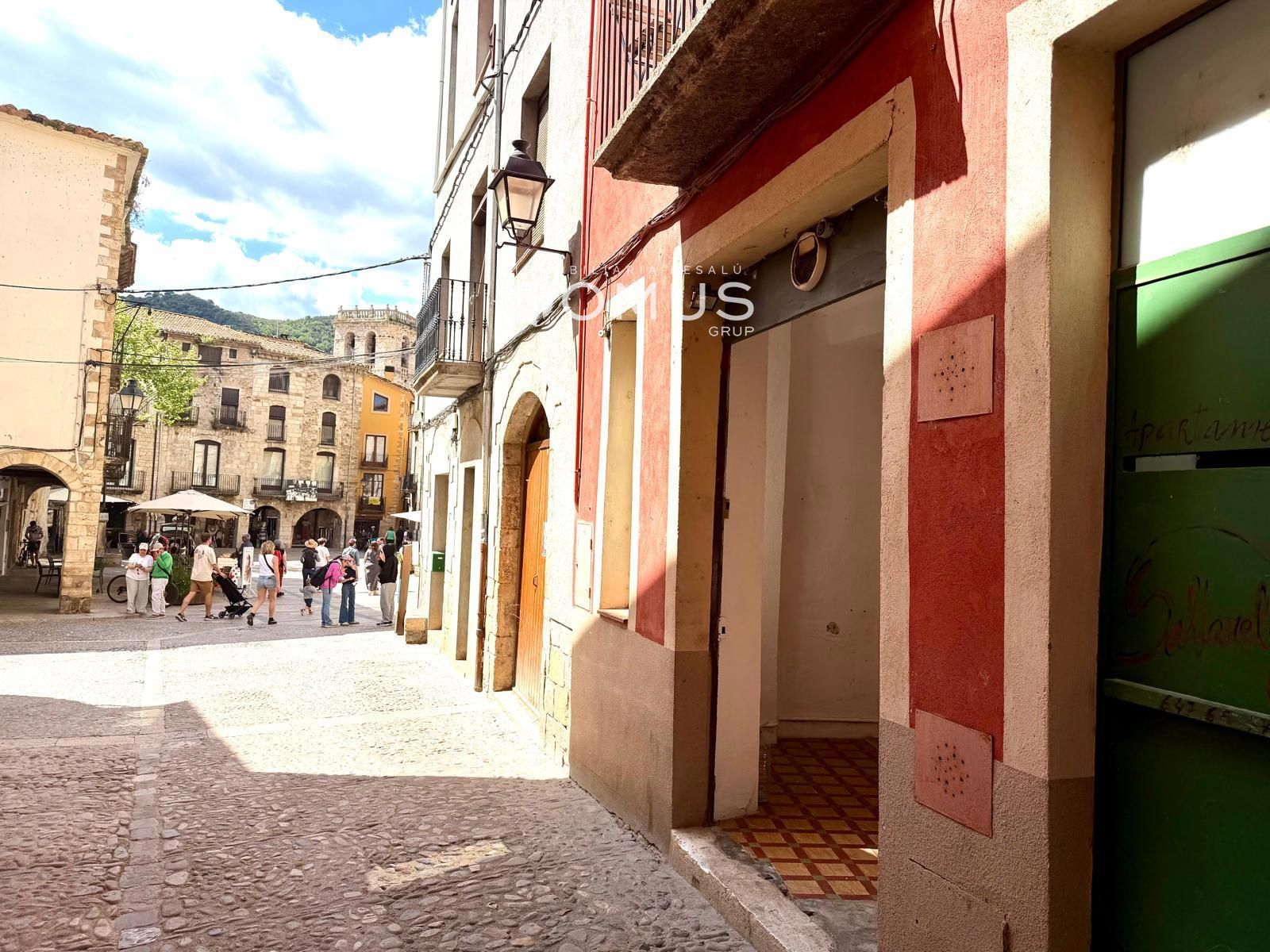 Comercial Premise for sale Besalú, Girona. Ref: 1084. Domus Grup