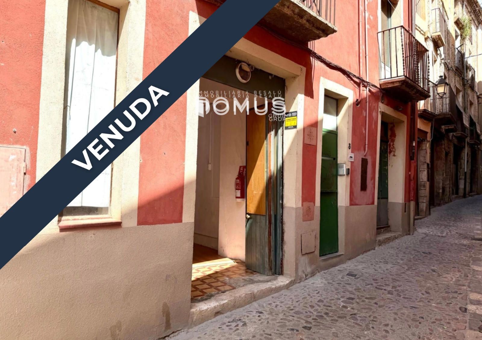 Local Comercial en venta Besalú, Girona. Ref: 1084. Domus Grup