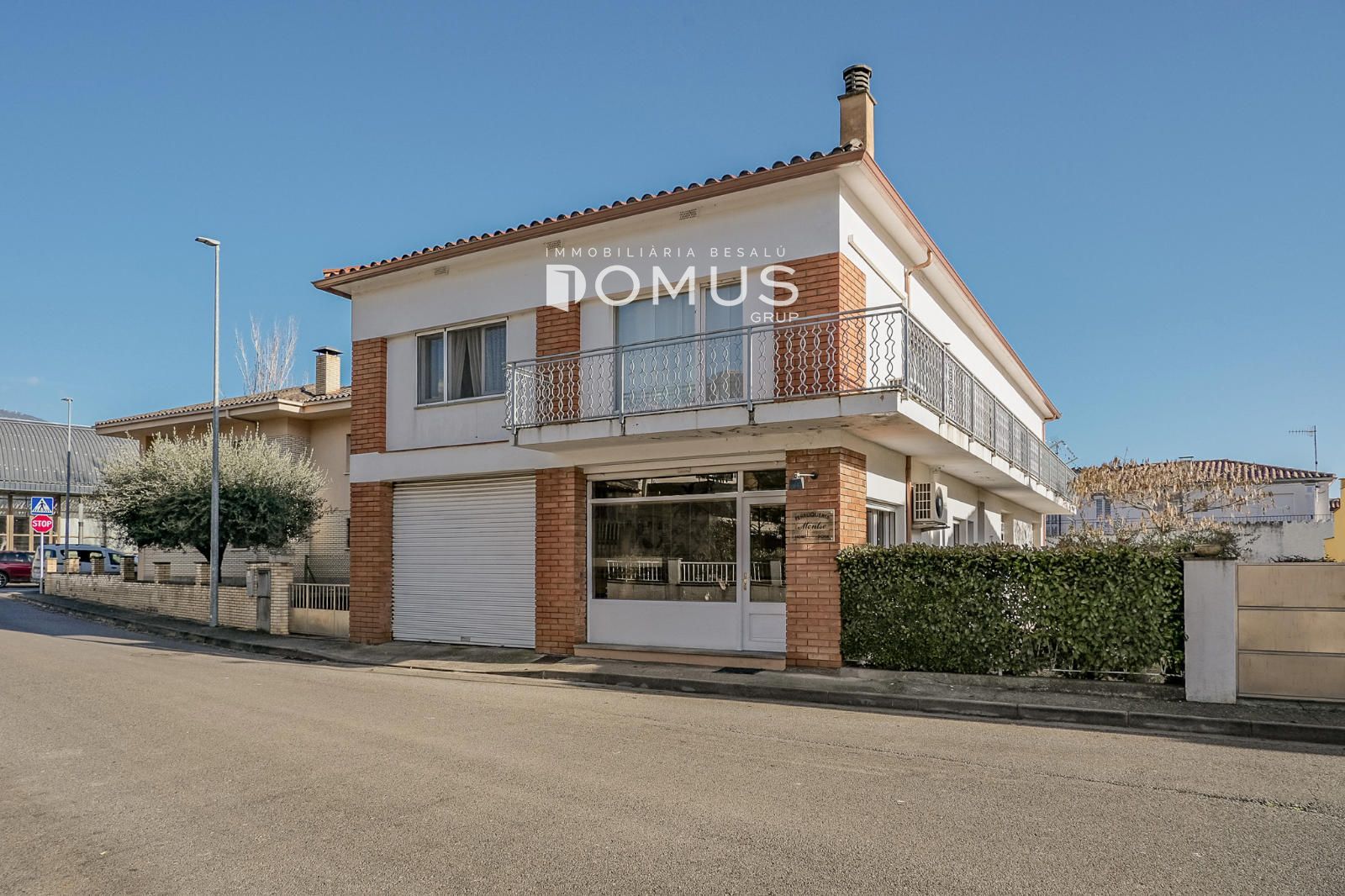 House for sale Besalú, Girona. Ref: 1216. Domus Grup