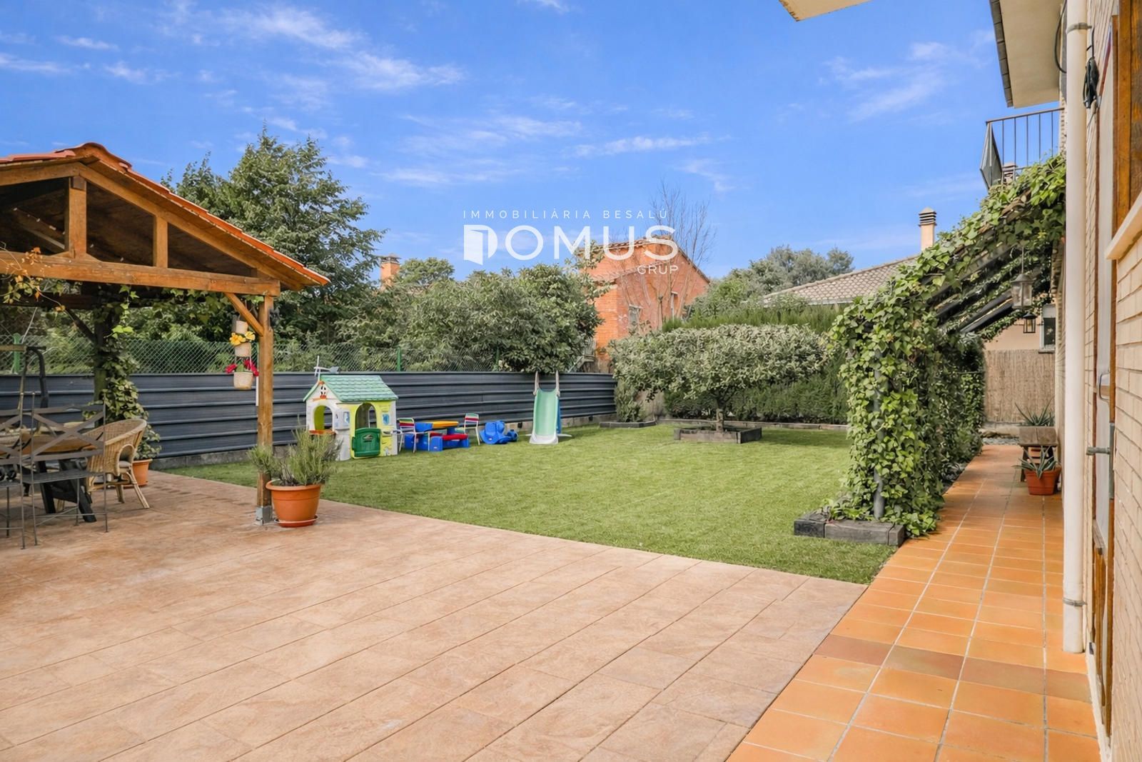 House for sale Besalú, Girona. Ref: 1223. Domus Grup