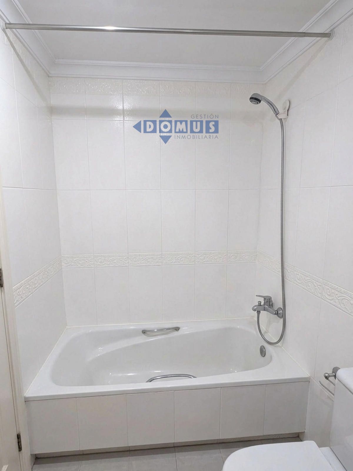 Ático luminoso con Terraza Privada y Garaje - Foto 14