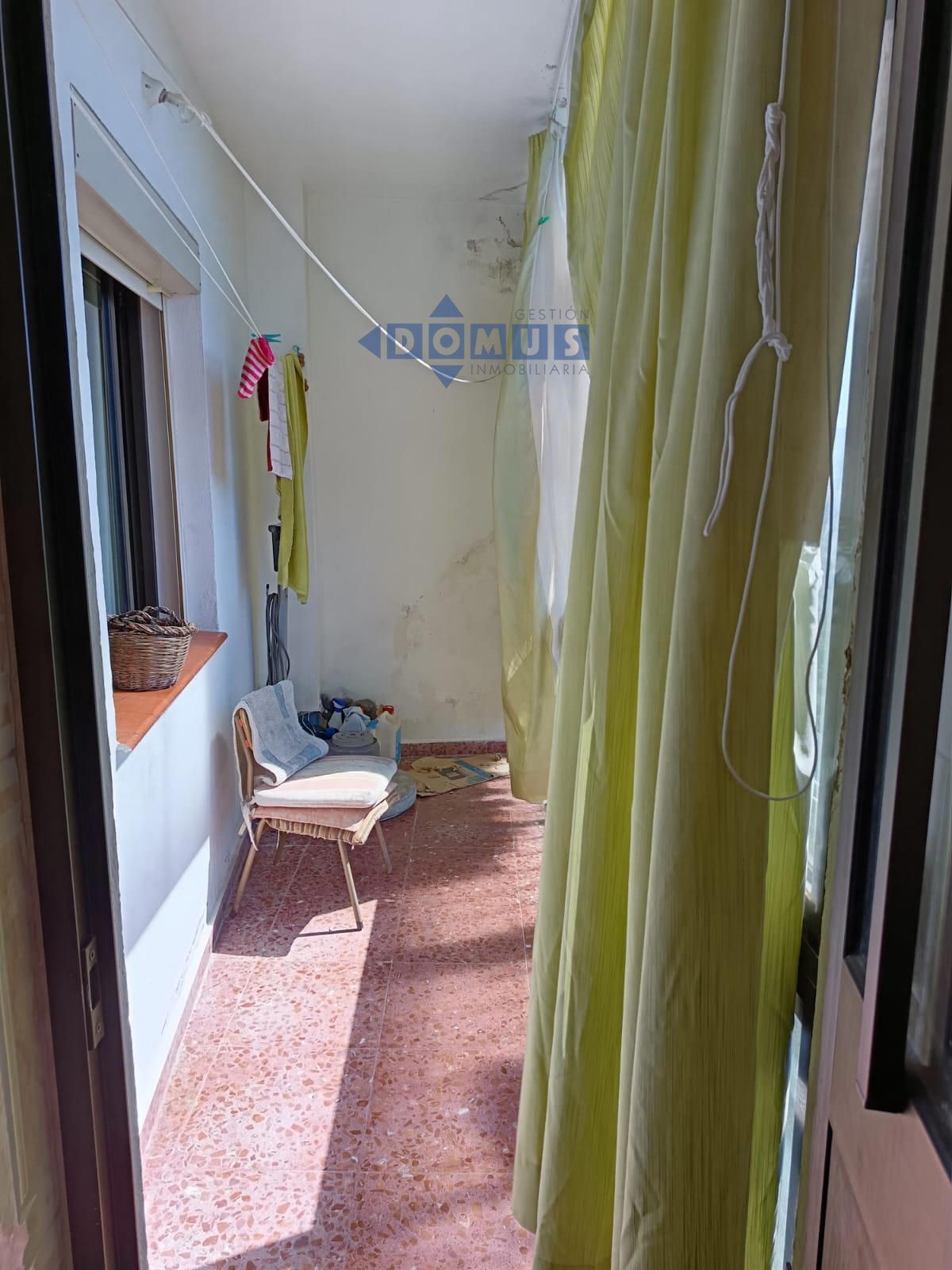 Gran piso con cochera en Algatocín - Foto 4