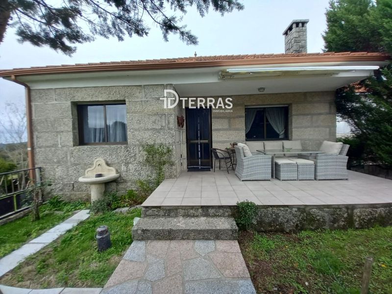 Chalet Independiente en venta Cotobade, Pontevedra. Ref: 1010. Dterras e Casas Inmobiliaria