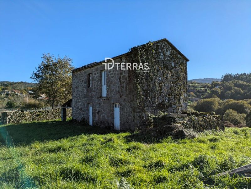 Casa en venta Cotobade, Pontevedra. Ref: 1095. Dterras e Casas Inmobiliaria