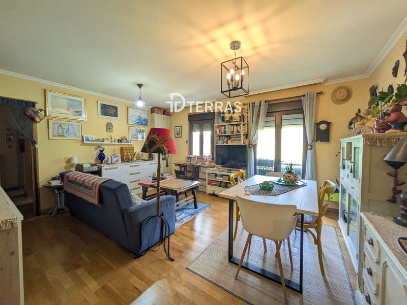 Piso en venta Campo Lameiro, Pontevedra. Ref: 1108. Dterras e Casas Inmobiliaria